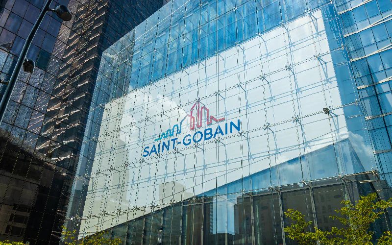 Saint-Gobain, en interne